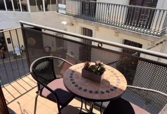 San Francisco has Balcony rooms