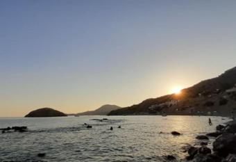 Marirena has Balcony rooms