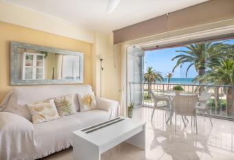 Mare Nostrum has Balcony rooms