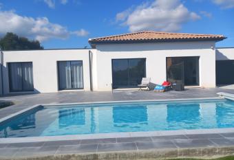 VILLA AVEC PISCINE A LOUER A LA SEMAINE MINIMUM has Balcony rooms