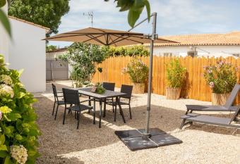 villa Hortense has Balcony rooms