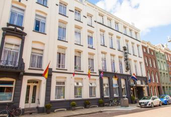 Hotel City Garden Amsterdam allows 18 year olds to book a room