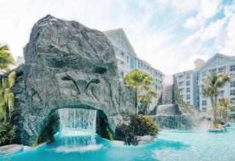 Grand Florida Beachfront Resort Jomtien Pattaya has Balcony rooms