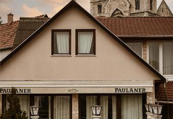 Hegyalja   tterem   s Panzi   has Balcony rooms