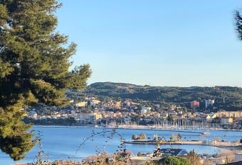 Escapade Martegale allows 18 year olds to book a room