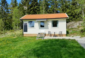 Solceller batteri och elverksdrivet boende massor med skog och underbar tystnad. has Balcony rooms
