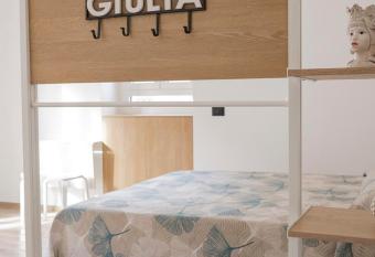 B&B Giulia has Balcony rooms