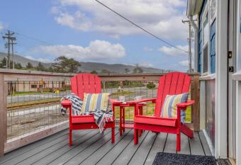 King Tide has Balcony rooms