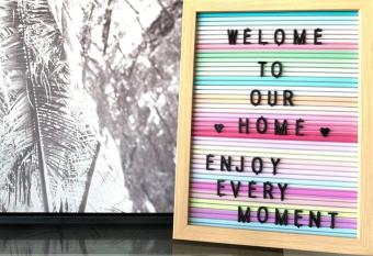 City View Luxury 3 Bedroom Apartment-Free Car Park has rooms with a private hot tub