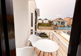 Big studio apartment allows 18 year olds to book a room