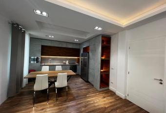 New apartament has Balcony rooms