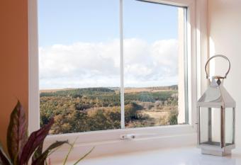 School Rooms at Chapel Court allows 18 year olds to book a room