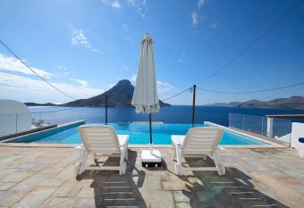 White Pearl Villa Kalymnos - 2bdr & Private Pool has Balcony rooms