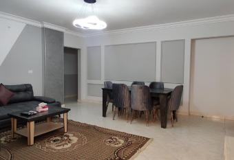 Comfy Apartment In Giza Cairo Family Only has rooms with a private hot tub