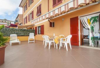 Appartamenti Ballerini has Balcony rooms