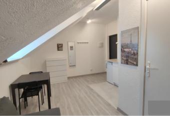 Miko apartamentai allows 18 year olds to book a room