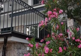 Apartman Nagy has Balcony rooms