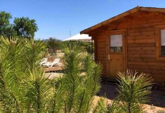 Quinta chalet allows 18 year olds to book a room