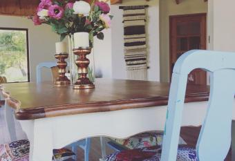 Casapangue allows 18 year olds to book a room