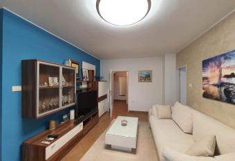 MedicalGold allows 18 year olds to book a room