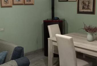 La casetta di samba has rooms with a private hot tub