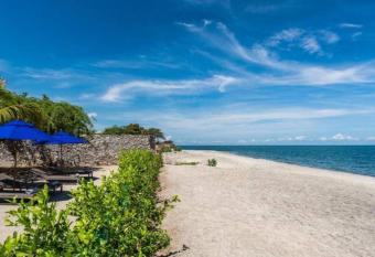 Estrena Apto Vista Mar en PLAYA y Ascensor 7 Piso has rooms with a private hot tub