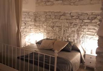 APE BIANCA - Appartamento Lavanda has Balcony rooms