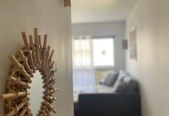 L   chapp  e Cabourgeaise has Balcony rooms