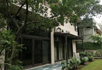 The Royal Jaipur has Smoking/Balcony rooms