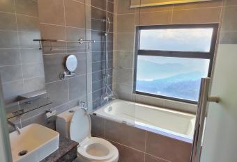 The BEST @ Genting Highland ( FREE WIFI ) has rooms with a private hot tub