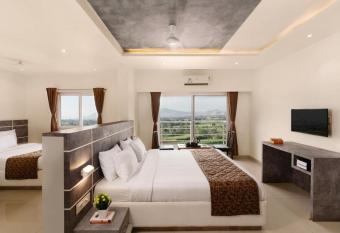 Hotel Happy Residency has Smoking/Balcony rooms