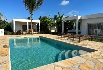 Relax Apartment has Balcony rooms