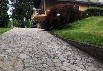 Villa Roberta has Balcony rooms