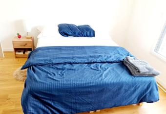 Appartement lumineux Gagny - Paris banlieue has Balcony rooms