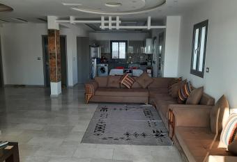 Villa de charme has Balcony rooms