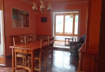 Casa tranquila has Balcony rooms