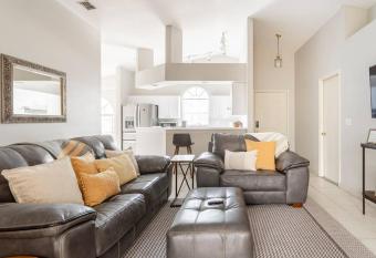 Quiet Getaway to Tampa & Orlando allows 18 year olds to book a room