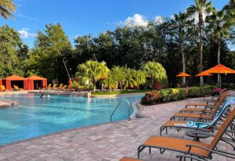 Grand Superior 3BR Townhouse near Disney Parks allows 18 year olds to book a room