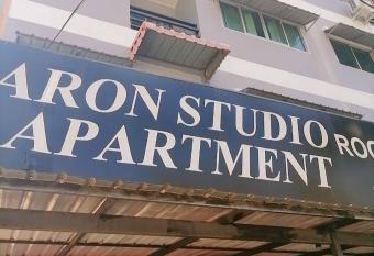 KARON STUDIO APARTMENT has Balcony rooms