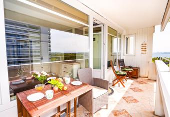 Fewo Poseidon, Ostsee-Familienurlaub am Hansapark mit Schwimmbad has Balcony rooms