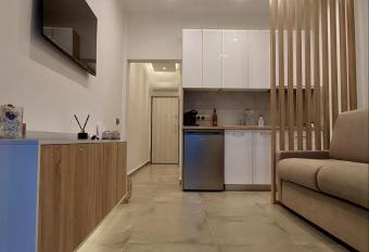 Oasis has Balcony rooms