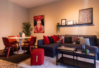 Convivium has Balcony rooms