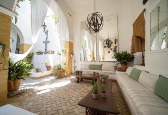 La Casa 1832 Hotel Boutique has Balcony rooms