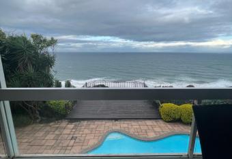 Africa Become Guesthouse - Upstairs Unit has Balcony rooms