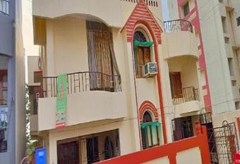 Sai San Guest House has Balcony rooms