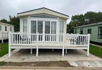 Ingoldmells Sunnymede I14 has Balcony rooms