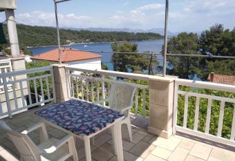 Apartmani Tereza has Balcony rooms