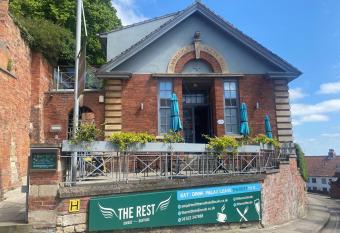 The Rest Hotel allows 18 year olds to book a room