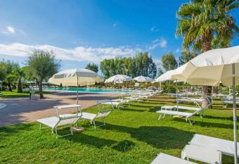 Holiday Home Cecina Mare-10 by Interhome has Smoking/Balcony rooms