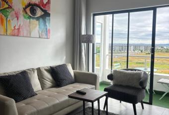 Ekseni Breeze@Carlswald allows 18 year olds to book a room